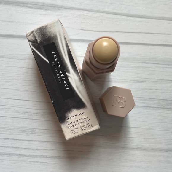 Fenty Beauty Matchstick Matte Skinstick Shade Ivory⭐️ - Picture 4 of 6